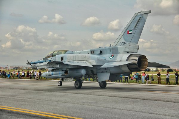 Comment choisir des textiles durables pour une garde-robe éthique et tendance ?