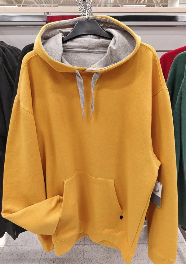 Pourquoi choisir la broderie pour personnaliser vos sweats ?